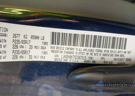 2005 Jeep Grand Cherokee Laredo z USA, uszkodzony, nr VIN 1J4GR48K75C587315